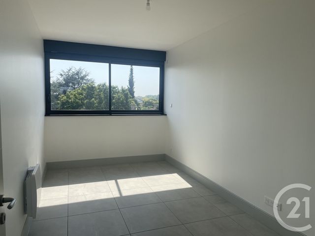 Appartement à louer - 4 pièces - 105.2 m2 - MONTPON MENESTEROL - 24 - AQUITAINE - Century 21 Vallée De L'Isle