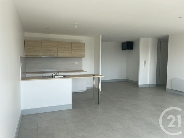 Appartement à louer - 4 pièces - 105.2 m2 - MONTPON MENESTEROL - 24 - AQUITAINE - Century 21 Vallée De L'Isle
