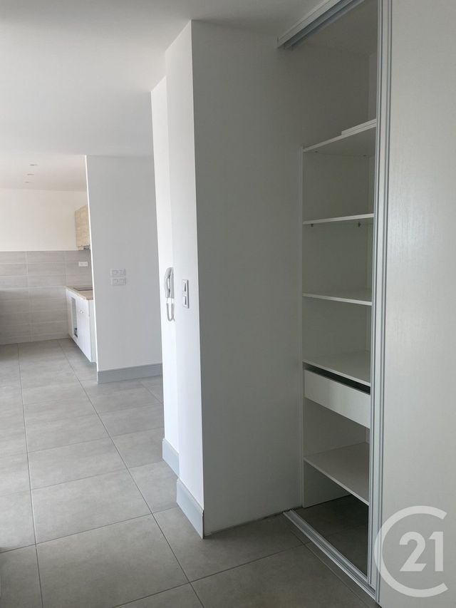 Appartement à louer - 4 pièces - 105.2 m2 - MONTPON MENESTEROL - 24 - AQUITAINE - Century 21 Vallée De L'Isle