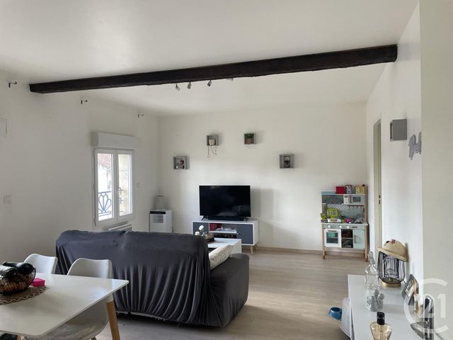 Appartement F3 à louer - 3 pièces - 75.0 m2 - MONTPON MENESTEROL - 24 - AQUITAINE - Century 21 Vallée De L'Isle