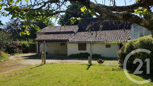 maison à vendre - 3 pièces - 90.0 m2 - MENESPLET - 24 - AQUITAINE - Century 21 Vallée De L'Isle maison à vendre - 3 pièces - 90.0 m2 - MENESPLET - 24 - AQUITAINE - Century 21 Vallée De L'Isle