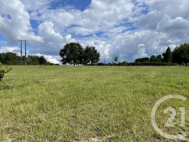 Afficher la photo en grand terrain à vendre - 2117.0 m2 - MONTPON MENESTEROL - 24 - AQUITAINE - Century 21 Vallée De L'Isle