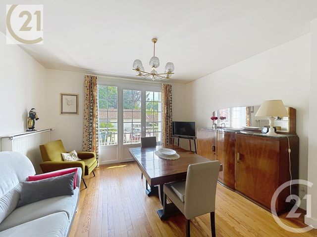 Afficher la photo en grand maison à vendre - 3 pièces - 59.2 m2 - MONTPON MENESTEROL - 24 - AQUITAINE - Century 21 Vallée De L'Isle