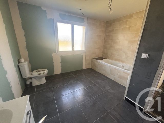 maison à vendre - 6 pièces - 190.0 m2 - MONTPON MENESTEROL - 24 - AQUITAINE - Century 21 Vallée De L'Isle