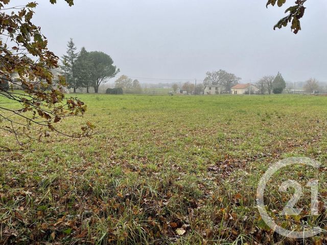 terrain à vendre - 2592.0 m2 - MONTPON MENESTEROL - 24 - AQUITAINE - Century 21 Vallée De L'Isle